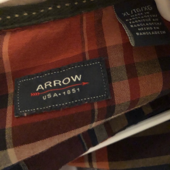 Men’s button down - Picture 2 of 2